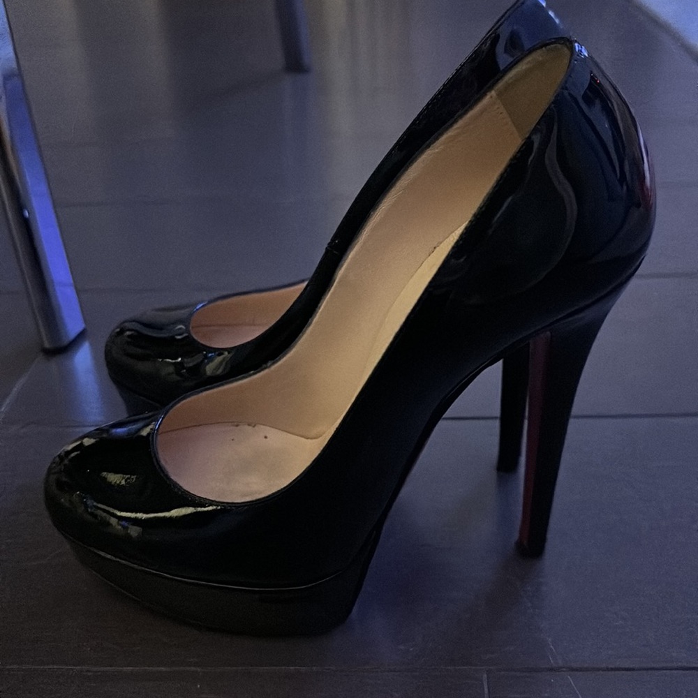 Christian Louboutin Bianca Patent Calfskin Pump